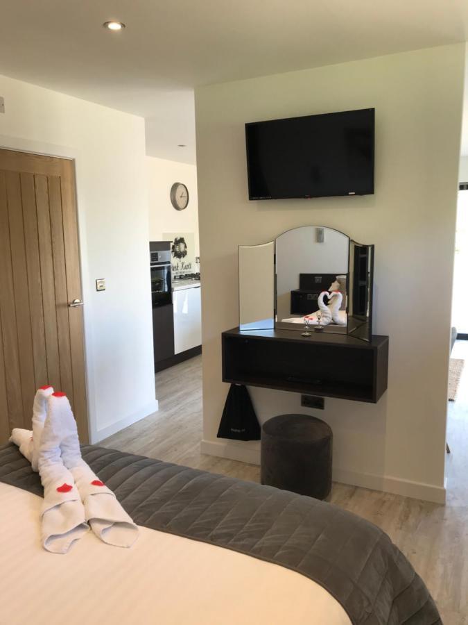 Parkknott Retreat Luxury Lodge With Private Hot Tub Askam in Furness Eksteriør billede
